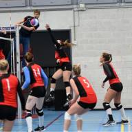 Kalinko Dames 1 verliest in 5-setter van Taurus