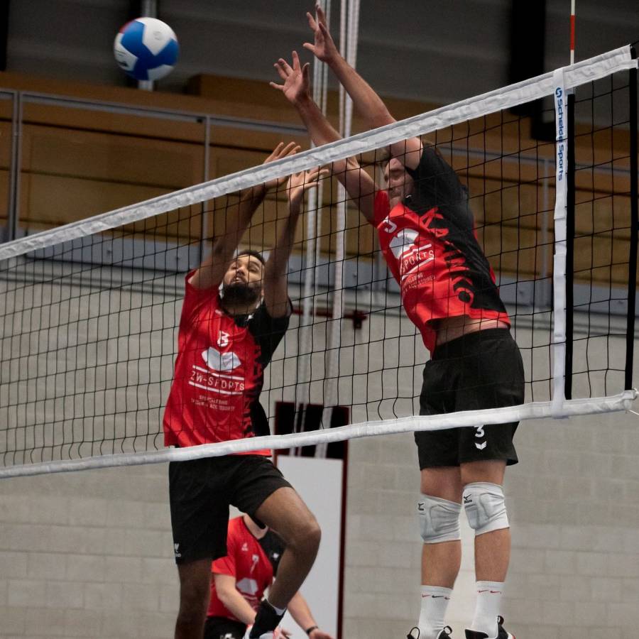 Heren 1 boekt overtuigende 4-0 zege op Skunk