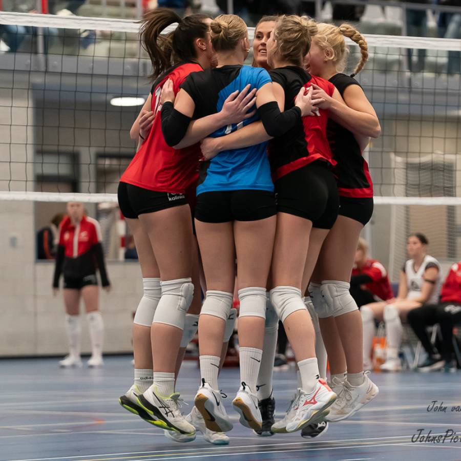 Dames 1 bereidt zich voor op Topdivisie!