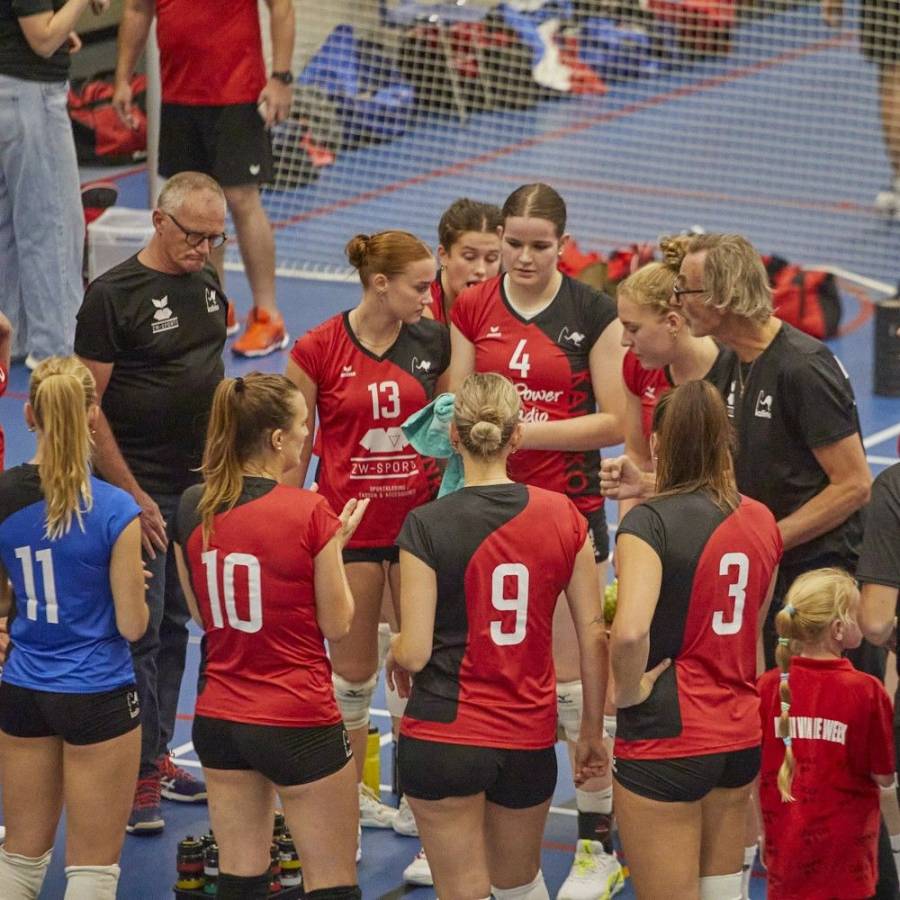 Sterk debuut van Kalinko Dames 1 in Topdivisie.