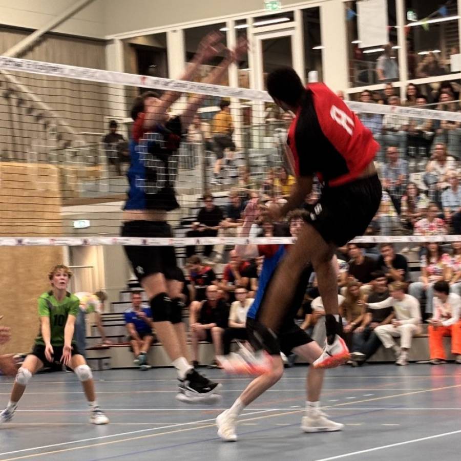 Heren 1 boekt een lastige maar knappe overwinning in Haarlem